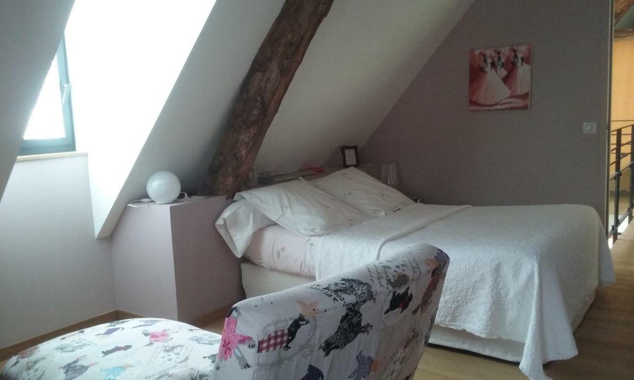 Le Mazet D'Olt Bed & Breakfast Altillac ภายนอก รูปภาพ